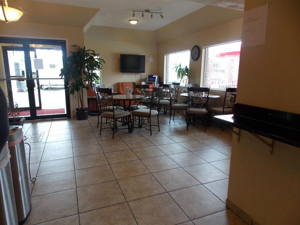 Econo Lodge Inn & Suites Downtown San Antonio Eksteriør billede