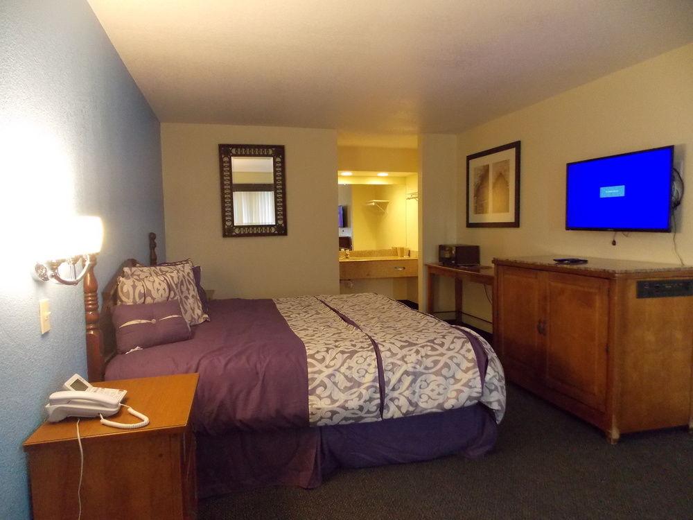 Econo Lodge Inn & Suites Downtown San Antonio Eksteriør billede
