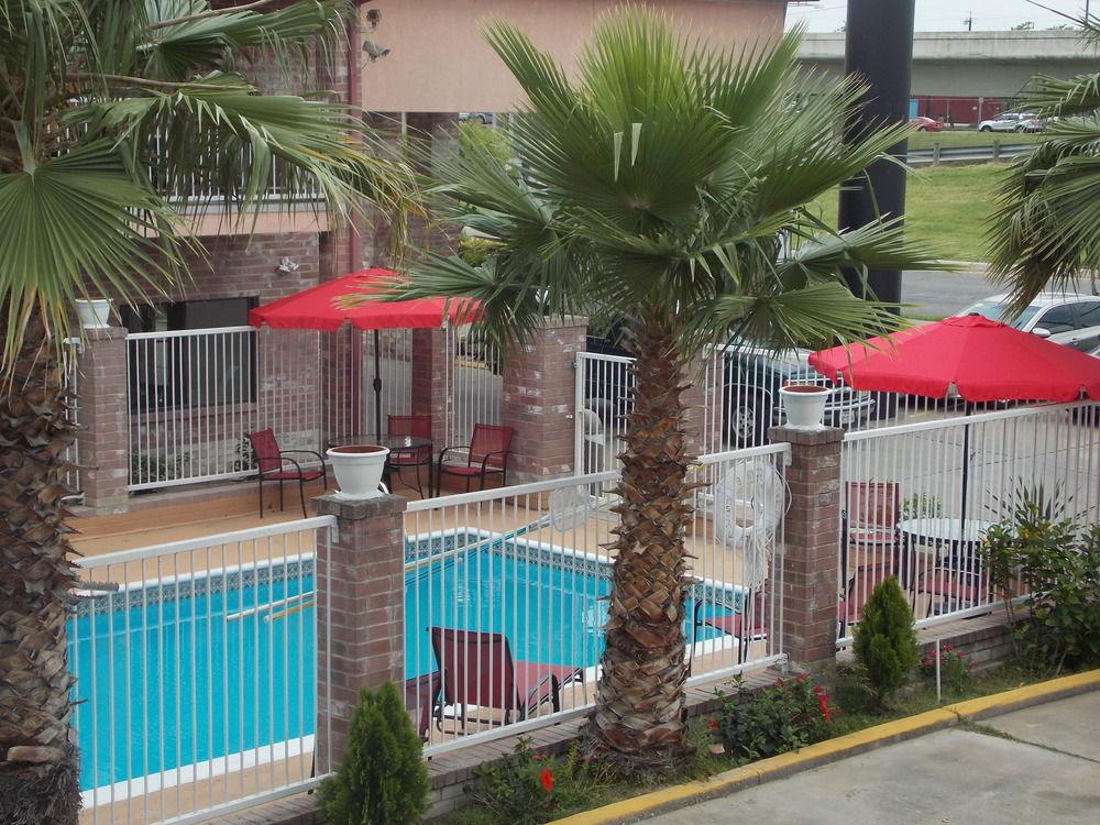 Econo Lodge Inn & Suites Downtown San Antonio Eksteriør billede