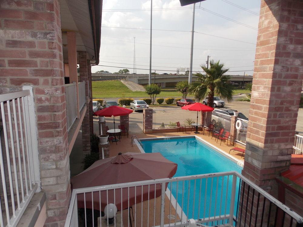 Econo Lodge Inn & Suites Downtown San Antonio Eksteriør billede