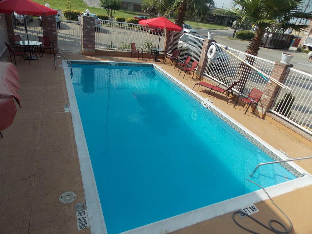 Econo Lodge Inn & Suites Downtown San Antonio Eksteriør billede