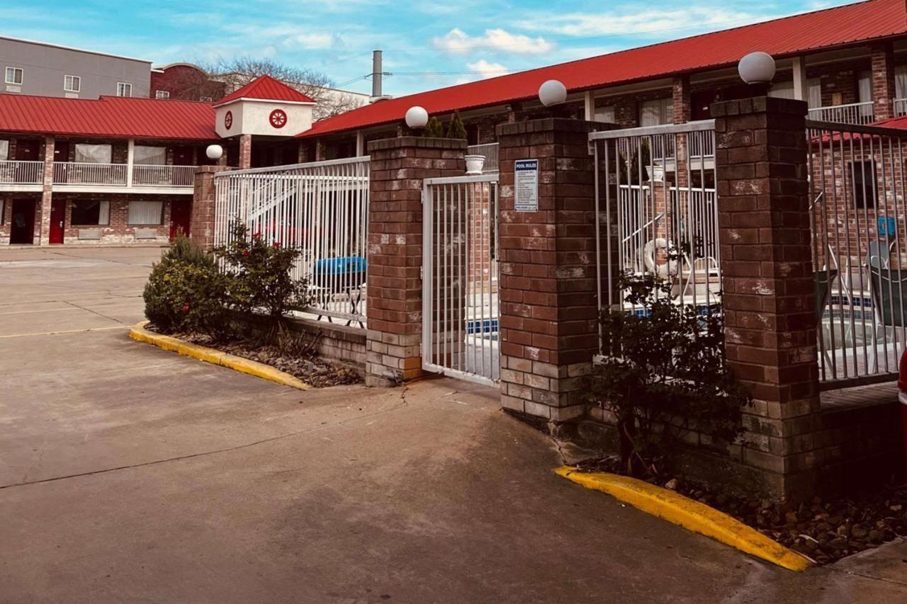 Econo Lodge Inn & Suites Downtown San Antonio Eksteriør billede